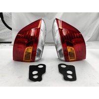 Pair Rear Tail Lights Lamps For Toyota Kluger GSU40R GSU45R 2007-2010